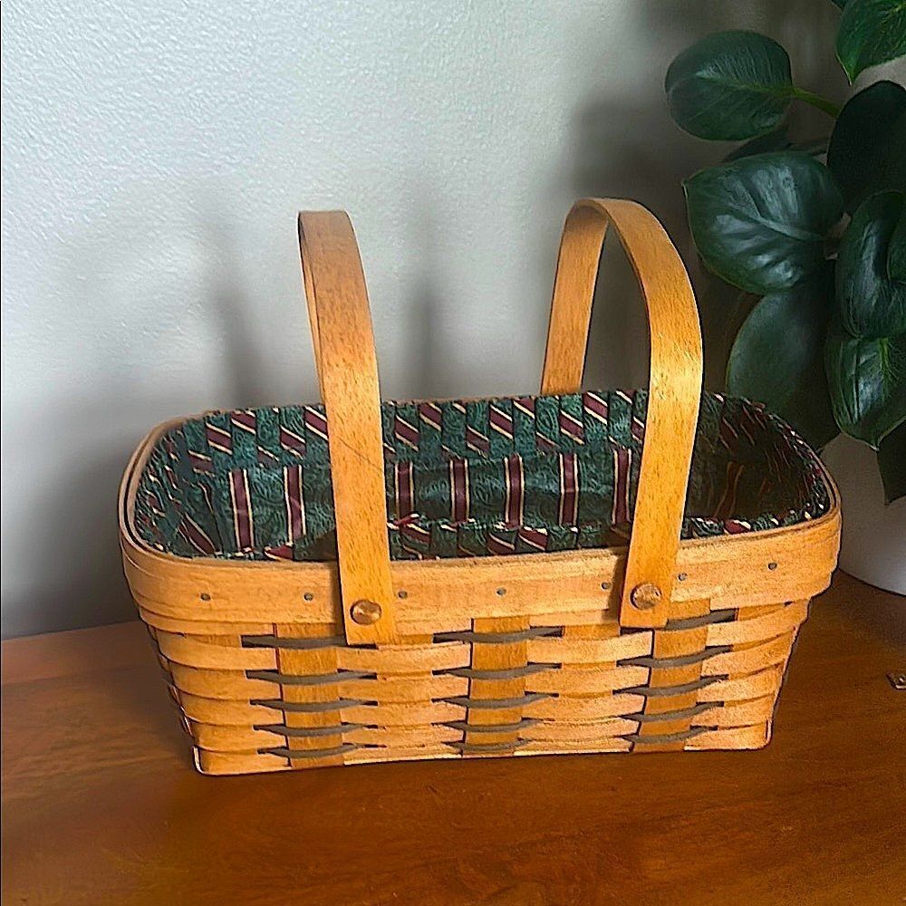 1992 Vintage Signed Longaberger Large Bread Basket with Striped Liner!